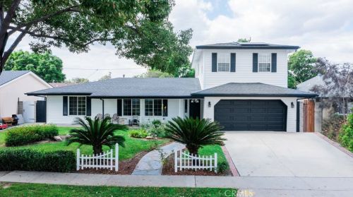 2225 Hartford Ave, Fullerton, CA 92831-1517