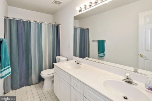 11127 Luttrell Ln, Silver Spring MD 20902-3556 exterior