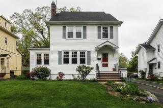 32 Fairview Ave, Summit NJ  07901-1712 exterior