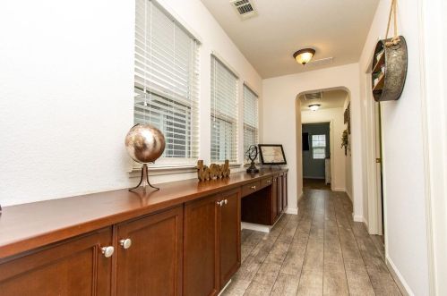 4227 Ivory Ln, Turlock CA 95382-7430 exterior