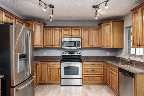 1709 Marvy Ave, Tampa, FL 33612-6021