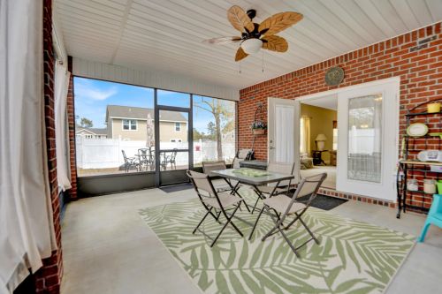 43 Magnolia Lake Dr, Defuniak Springs FL 32433-5252 exterior