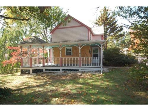 76 Olcott St, Manchester CT  06040-2630 exterior