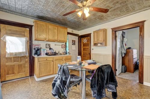 294 Elm St, Torrington CT 06790-4600 exterior