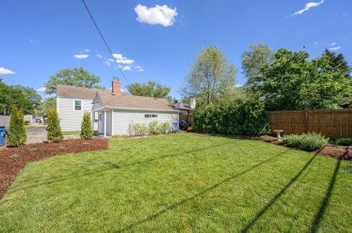 798 Fairfield Ave, Elmhurst IL 60126-3849 exterior