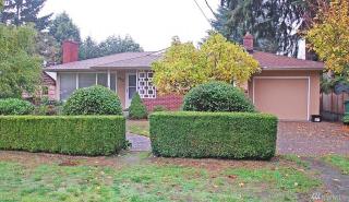 9512 32nd Ave, Seattle, WA 98115-2421