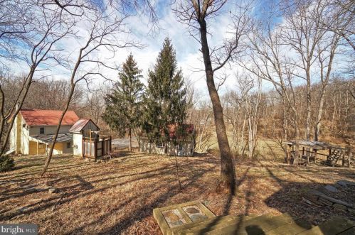 3107 Flint Hl Rd, Adamstown MD 21710-9210 exterior