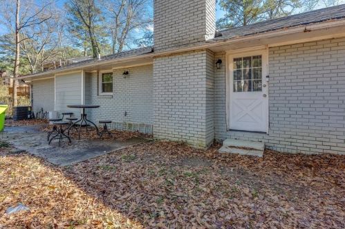 3665 Las Olas Dr, Atlanta GA 30349-2611 exterior