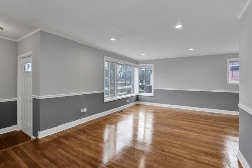 8500 Calumet Ave, Chicago IL 60619-6026 exterior