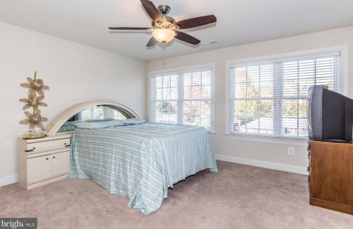 8106 Ashton St, Alexandria VA 22309-1345 exterior