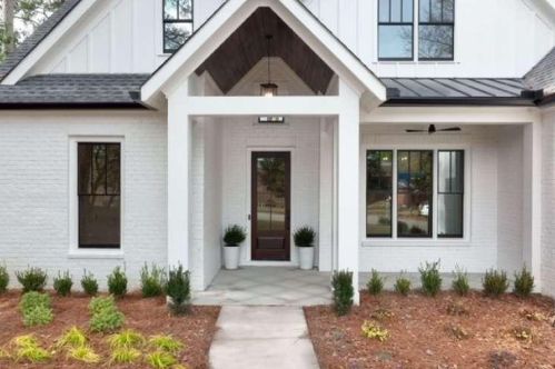 2698 Archway Dr, Atlanta, GA 30341-4802