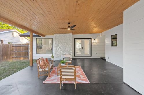 5006 Buffalo Pass, Austin TX 78745-2832 exterior