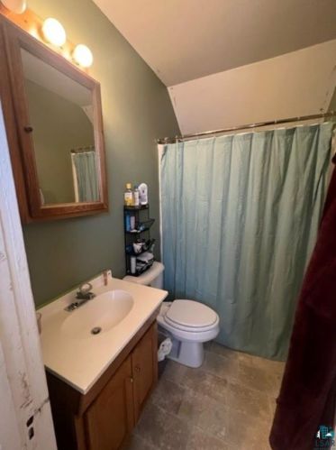 807 7th St, Duluth MN 55805-1235 exterior