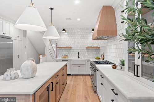 1332 Independence Ave, Washington DC  20003-2365 exterior