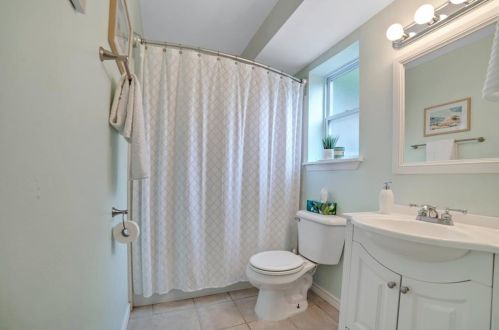 2002 Cody Ct, Austin TX 78704-4840 exterior