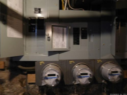 815 East St, New Britain CT 06051-1703 exterior