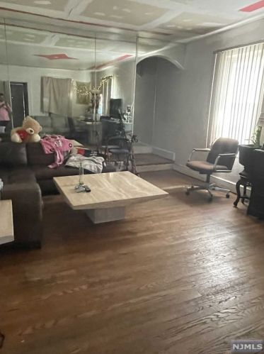 363 28th St, Paterson NJ  07514-1816 exterior