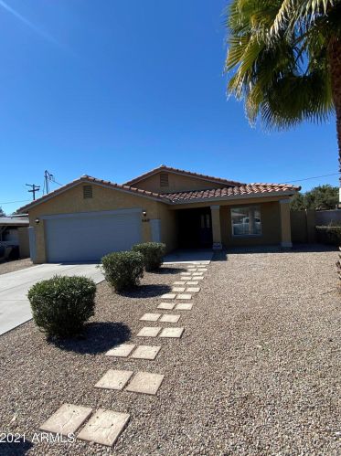 16418 28th St, Phoenix, AZ 85032-3004