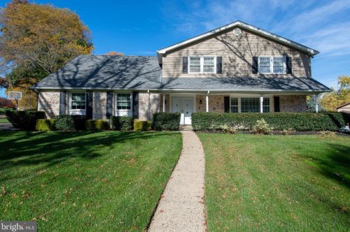 3724 Marquis Ln, Huntingdon Valley, PA 19006-2733