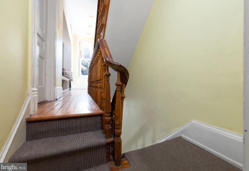 203 3 St, Washington DC 20003-1903 exterior