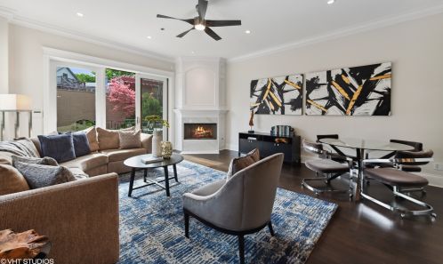 2514 Marshfield Ave, Chicago IL 60614-1907 exterior