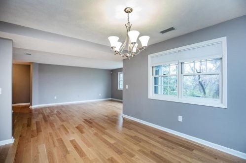 41 Valiant Way, Salem MA 01970-6611 exterior