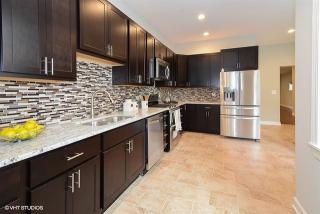 4227 Prairie Ave, Chicago IL  60653-3211 exterior