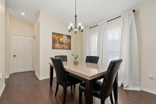 307 Camrose St, Fort Pierce FL  34983-1529 exterior