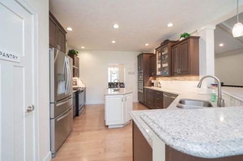 3900 Oakharbor St, Kalamazoo MI 49009-6185 exterior