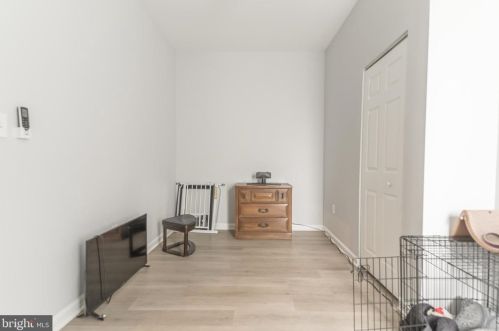 5215 Cedar Ave, Philadelphia PA 19143-1524 exterior