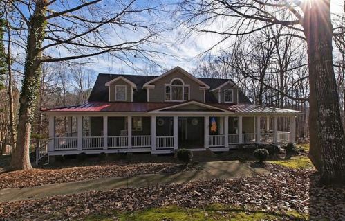 2005 Riverview Dr, Clayton, NC 27527-8708