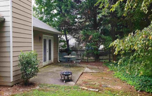 2351 Bankston Cir, Lithonia GA 30078-5724 exterior