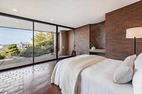 110 Congdon St, Providence RI  02906-1413 exterior