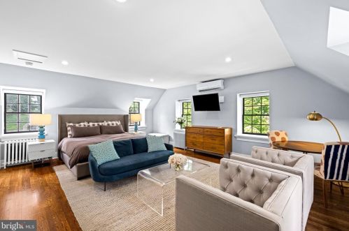 104 Mermaid Ln, Philadelphia PA 19118-3246 exterior