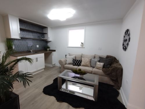 10448 Indiana Ave, Chicago IL  60628-2851 exterior