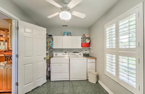 8919 Arrawana Ave, Tampa FL 33614-1810 exterior