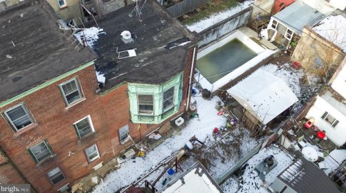 2209 Cumberland St, Philadelphia PA 19125-2204 exterior