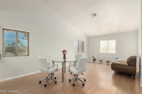 2561 Iron Crest Dr, Tucson, AZ 85745