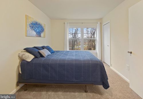 1653 Hugo Cir, Silver Spring MD  20906-5922 exterior