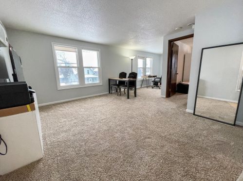 216 2 Ave, South Saint Paul MN 55075-3006 exterior