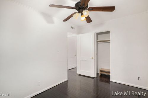 2134 Collingwood Ave, Wyoming MI exterior