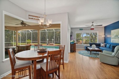 2025 Sykes Crk Dr, Merritt Island FL 32953-3066 exterior