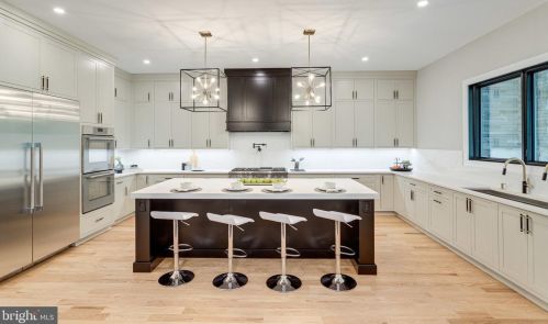 1520 Brookhaven Dr, Mc Lean VA  22101-4127 exterior