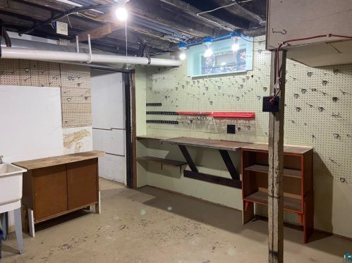 959 84 Ave, Duluth MN 55807-1751 exterior