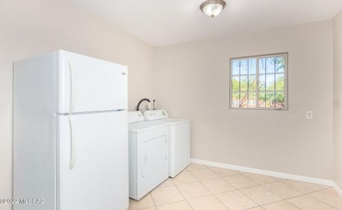 1575 Grant Rd, Tucson AZ  85719-3313 exterior