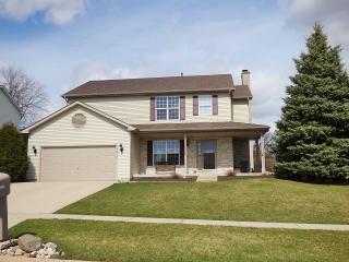 1812 Redwood Ln, Volo, IL 60051-2615