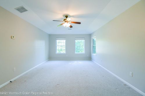 5 Markus Ct, Jackson Twp NJ  08527-2886 exterior