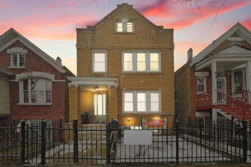 2624 23rd Pl, Chicago, IL 60608-3612