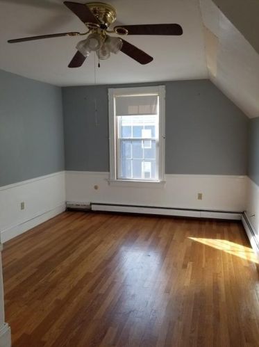 130 Broad St, Woonsocket RI 02895-6363 exterior