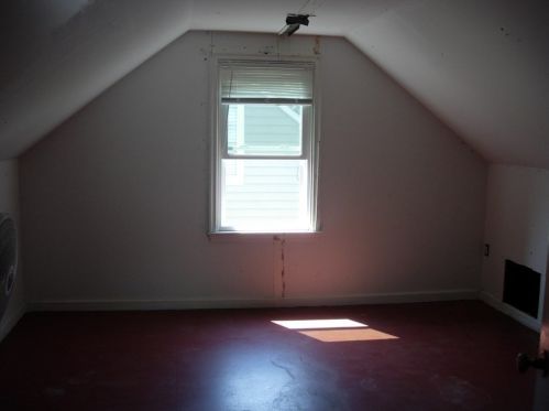 69 Powell Ave, Springfield MA 01118-2166 exterior